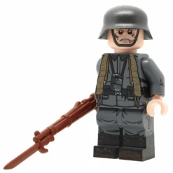 WW1 German Soldier (Assault Order) - Light Flesh