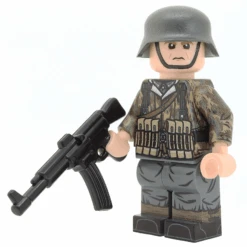 WW2 German In Splinter Camo Jacket (StG44)